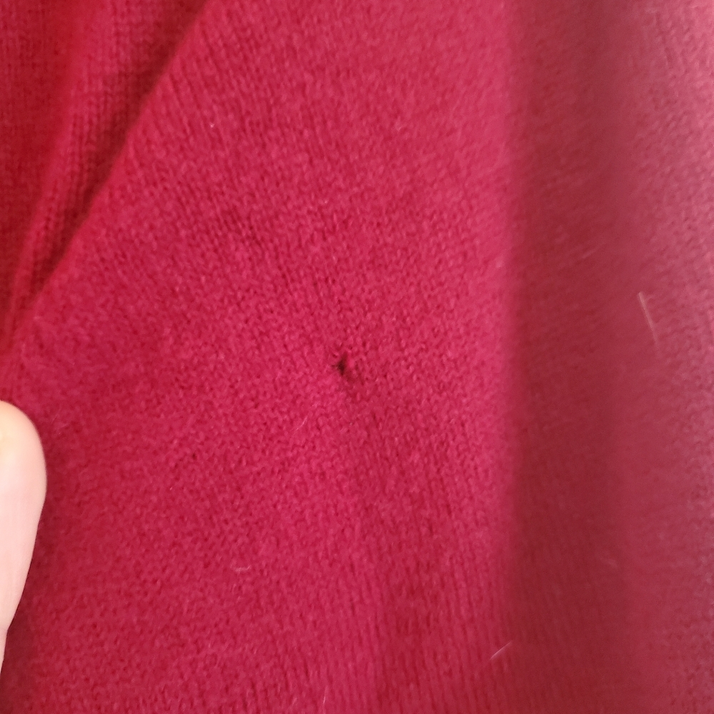 Bloomingdale's V-Neck Pull Over - image 5